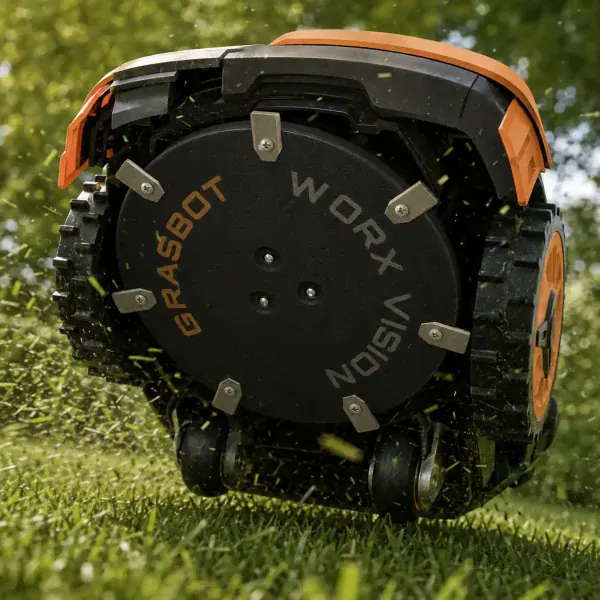 Unterseite eines Worx Vision Cloud mit Mähteller