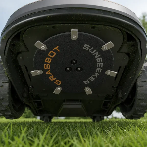 Unterseite eines Sunseeker Mähroboters mit Mähteller